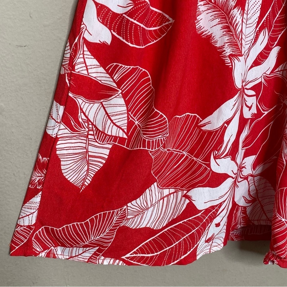 VICI Women’s Halter Floral Romper With Pockets Red Size Small Missing Waist Tie - Picture 13 of 16